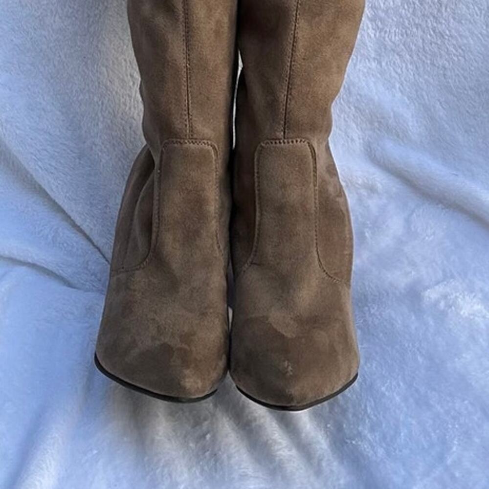 Steve Madden Rocking Taupe Faux Suede Over Knee Boots Women's 8.5 - Picture 2 of 12